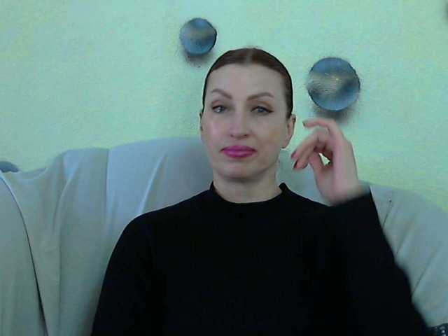 Irinchi's BongaCams show and profile