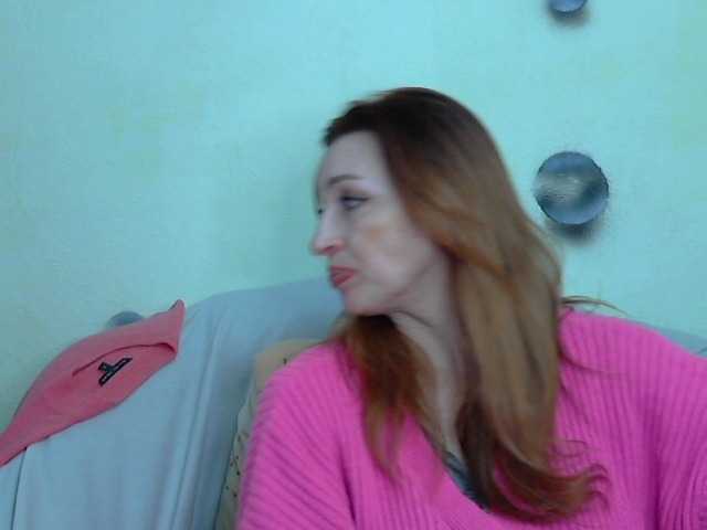 Irinchi's BongaCams show and profile