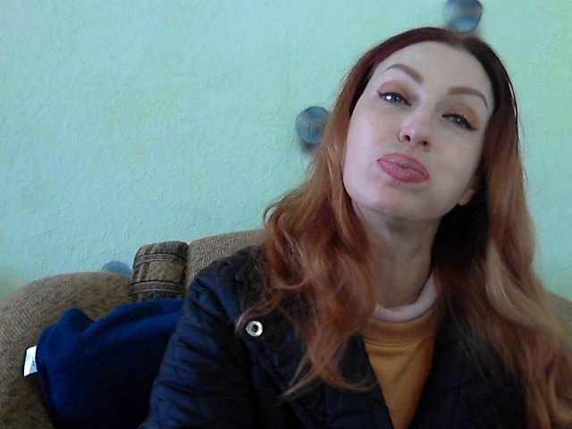 Irinchi's BongaCams show and profile