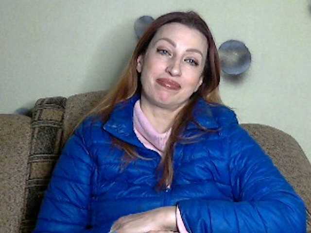 Irinchi's BongaCams show and profile