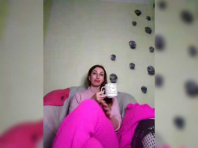 Irinchi's BongaCams show and profile