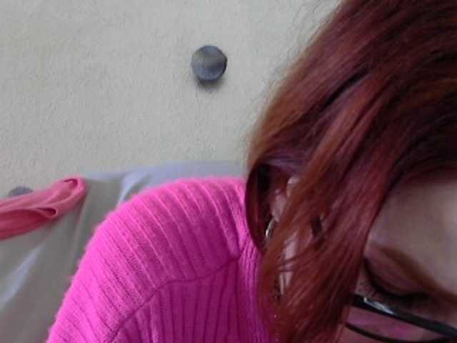 Irinchi's BongaCams show and profile