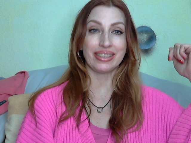 Irinchi's BongaCams show and profile