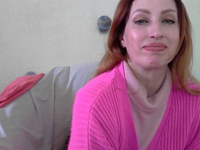 Irinchi's BongaCams show and profile