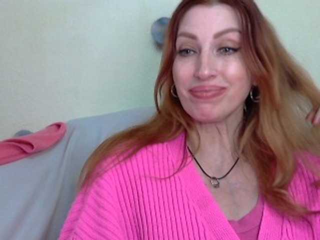 Irinchi's BongaCams show and profile