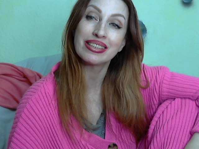 Irinchi's BongaCams show and profile