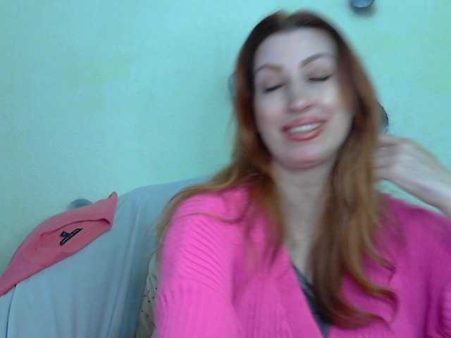 Irinchi's BongaCams show and profile