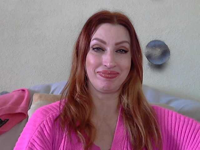 Irinchi's BongaCams show and profile