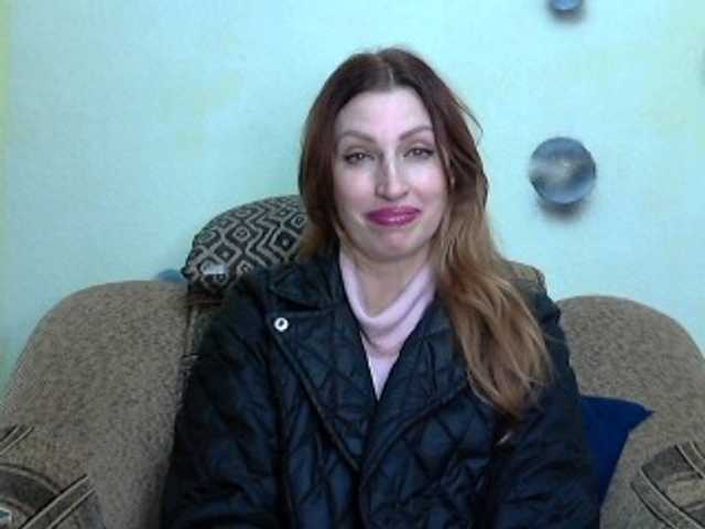 Irinchi's BongaCams show and profile