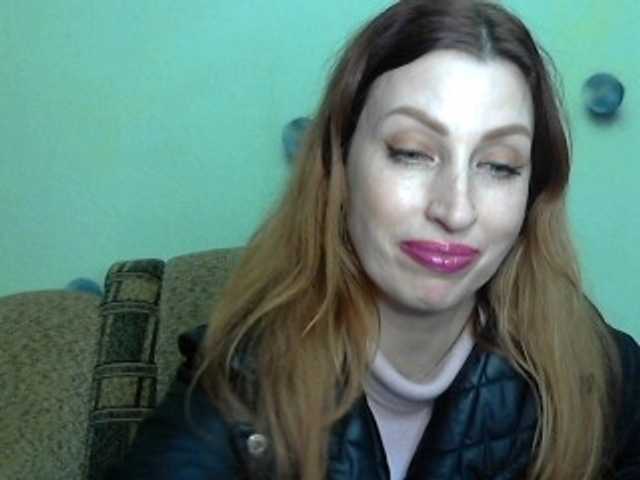 Irinchi's BongaCams show and profile