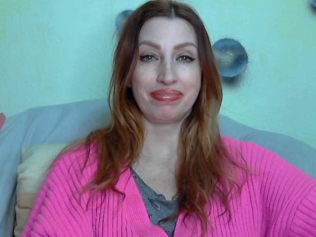 Irinchi's BongaCams show and profile