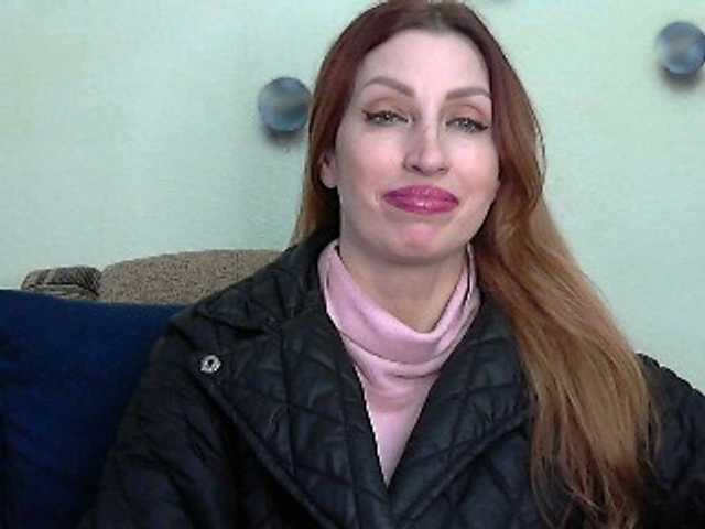 Irinchi's BongaCams show and profile