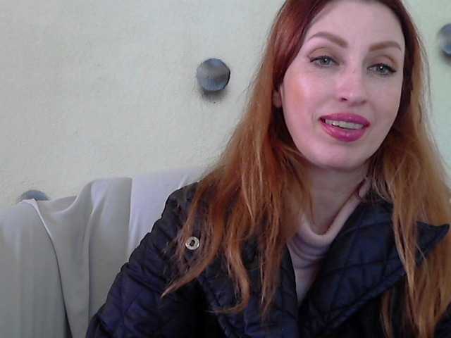 Irinchi's BongaCams show and profile