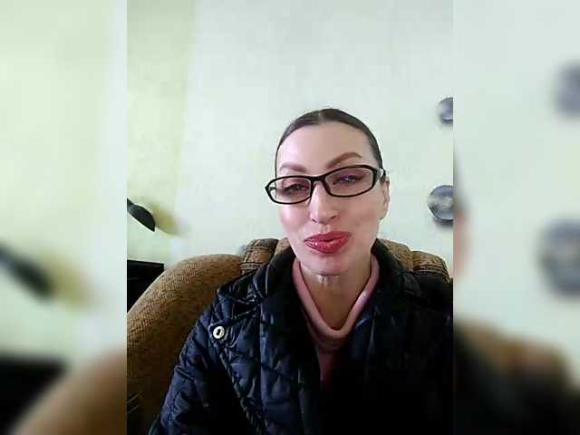 Irinchi's BongaCams show and profile