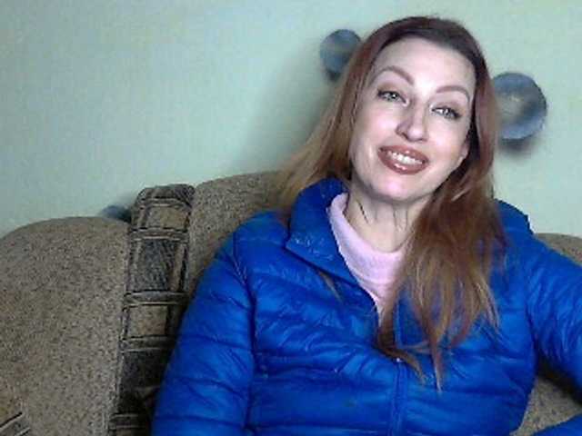 Irinchi's BongaCams show and profile