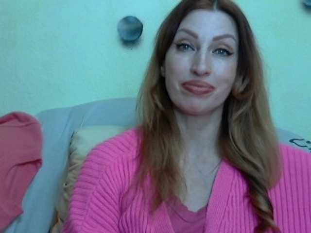 Irinchi Live Cam on BongaCams