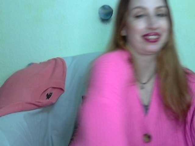 Irinchi's BongaCams show and profile