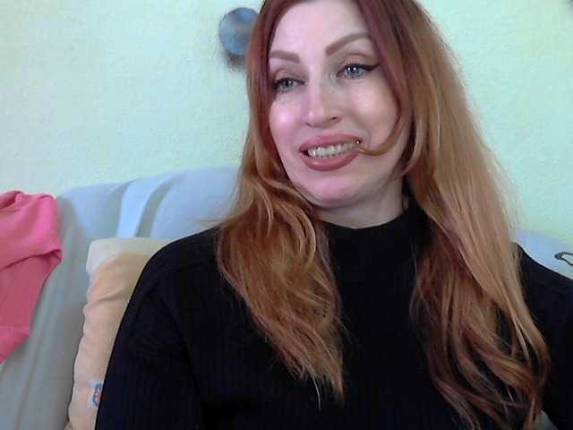 Irinchi's BongaCams show and profile