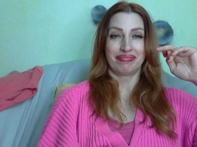 Irinchi's BongaCams show and profile