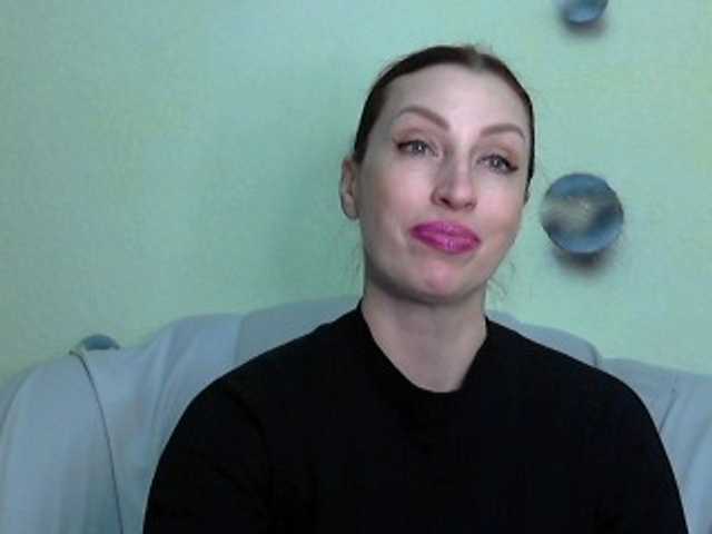 Irinchi's BongaCams show and profile