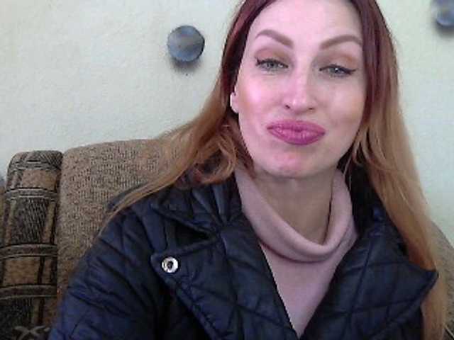 Irinchi's BongaCams show and profile