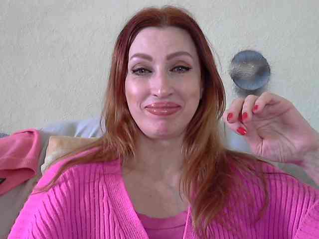 Irinchi Live Webcam on BongaCams