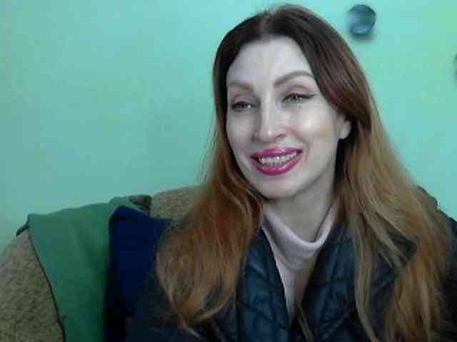 Irinchi Live Webcam on BongaCams