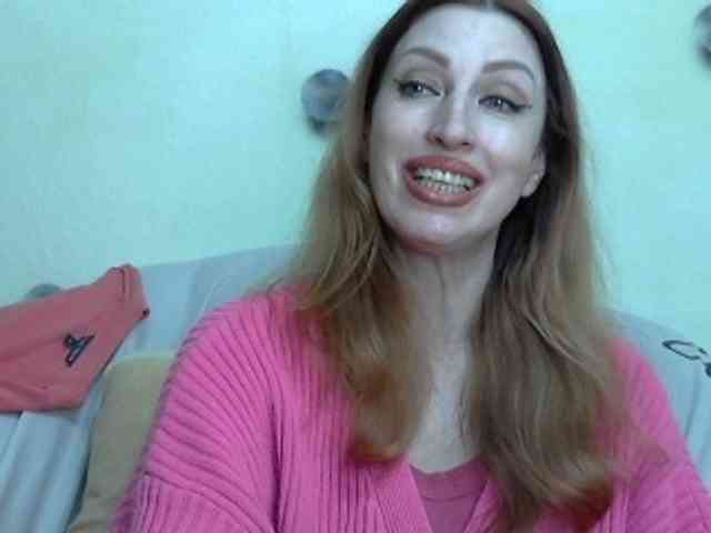 Irinchi Live Webcam on BongaCams