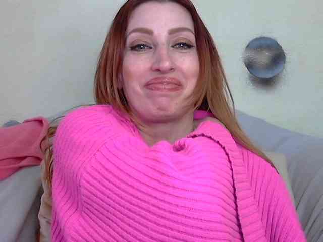 Irinchi Live Webcam on BongaCams