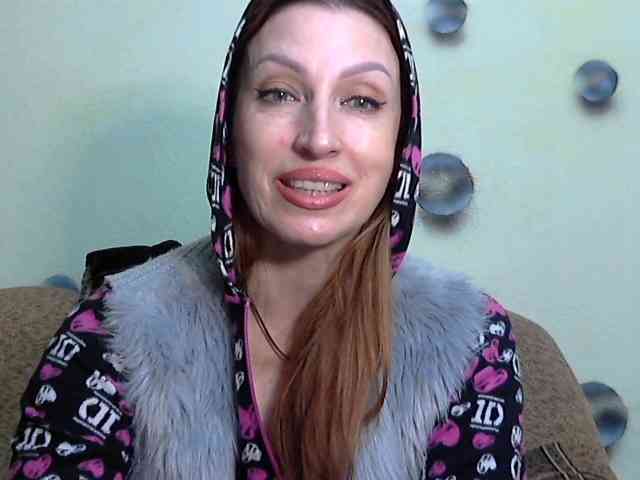 Irinchi Live Webcam on BongaCams