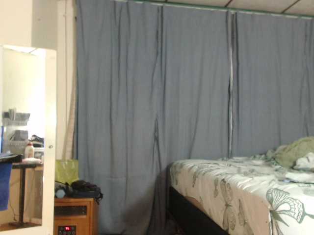 AnalTaxi's BongaCams show and profile