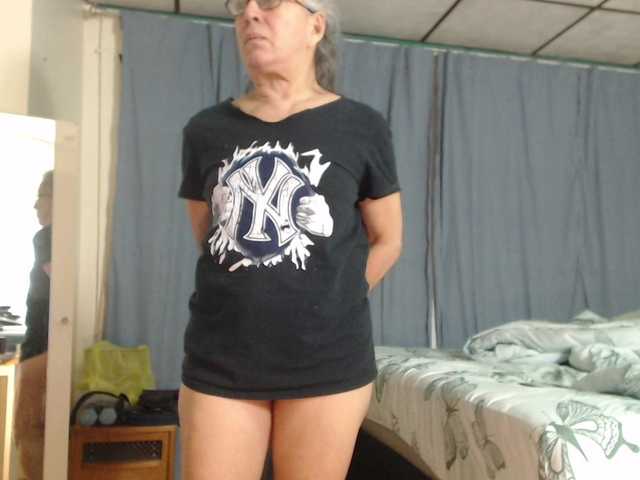 AnalTaxi's BongaCams show and profile