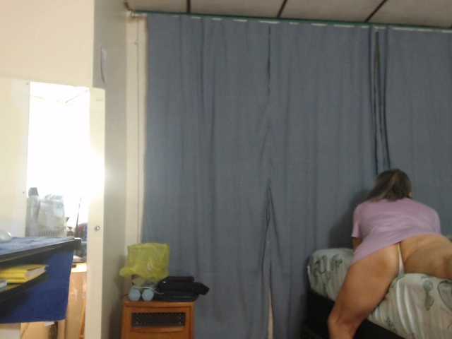 AnalTaxi's BongaCams show and profile