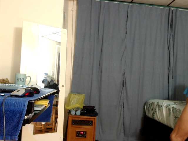 AnalTaxi's BongaCams show and profile