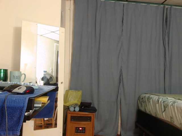 AnalTaxi's BongaCams show and profile