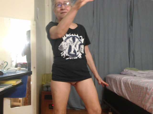 AnalTaxi's BongaCams show and profile