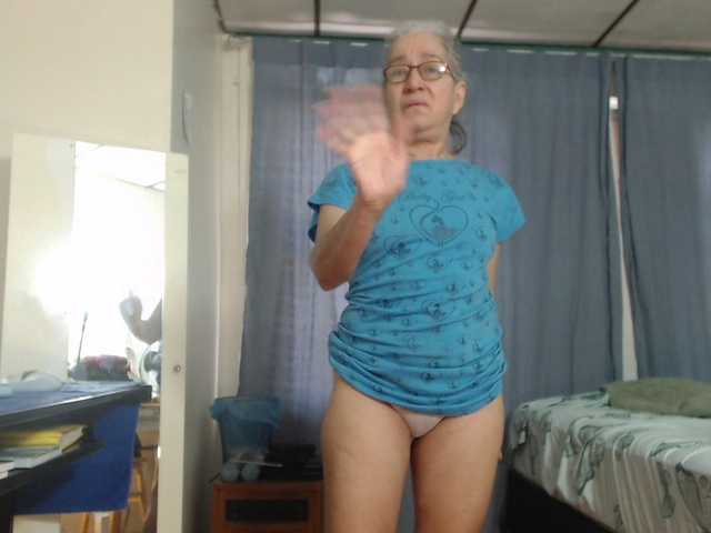 AnalTaxi's BongaCams show and profile