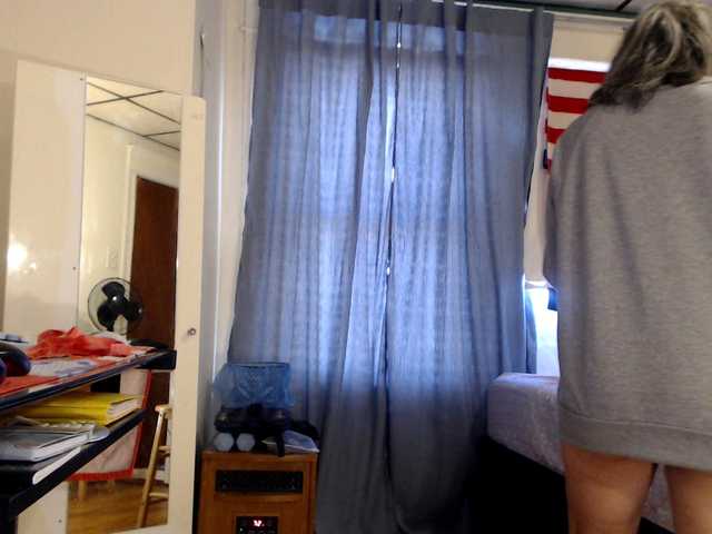 AnalTaxi's BongaCams show and profile