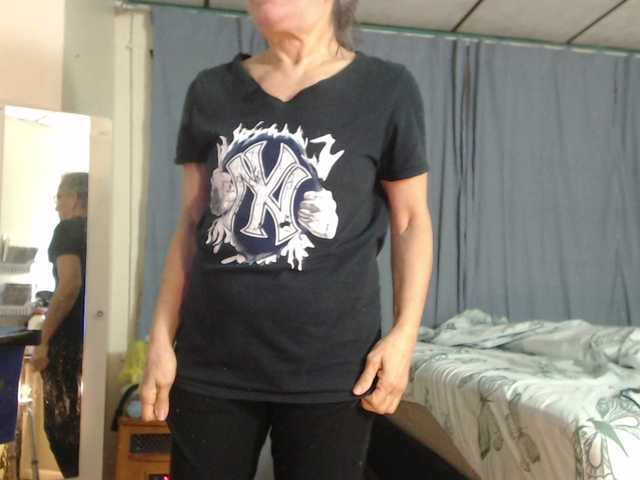 AnalTaxi's BongaCams show and profile