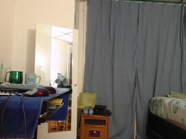 AnalTaxi's BongaCams show and profile