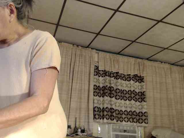 FIXMYASSTOO webcam