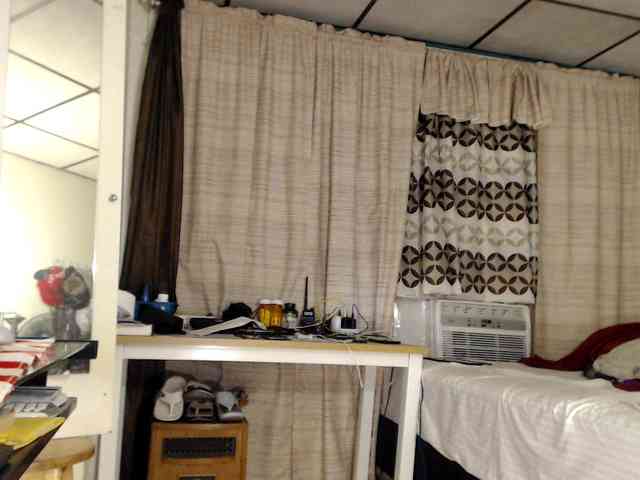 FIXMYASSTOO webcam