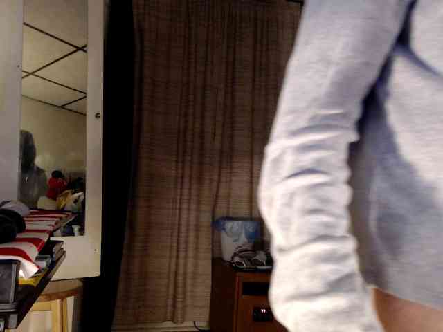 FIXMYASSTOO webcam