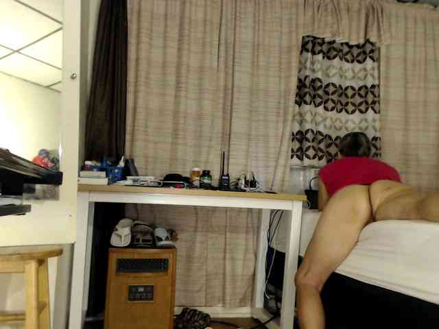 FIXMYASSTOO webcam