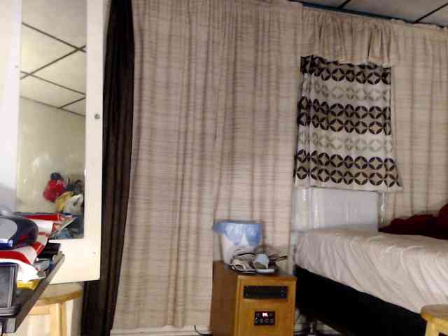 FIXMYASSTOO webcam
