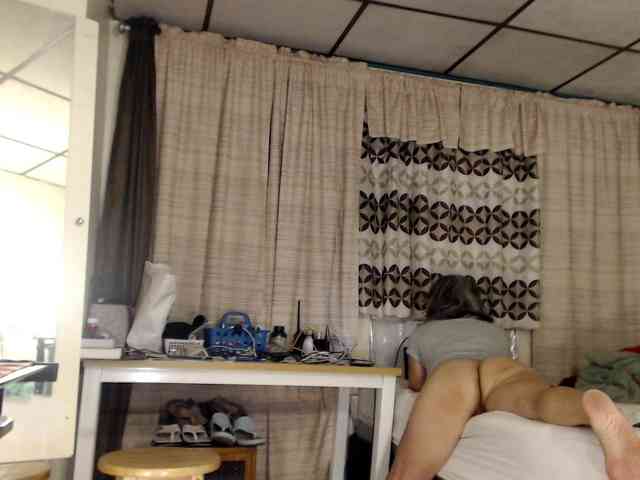 FIXMYASSTOO webcam