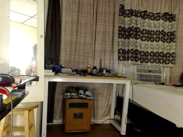FIXMYASSTOO webcam