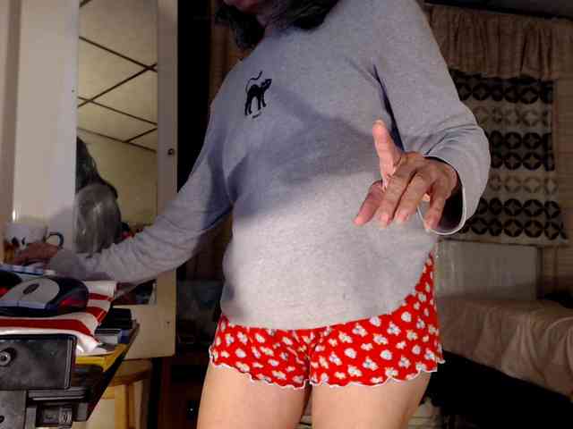 FIXMYASSTOO webcam