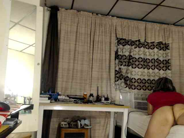 FIXMYASSTOO webcam