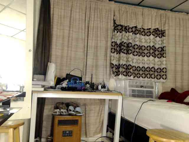 FIXMYASSTOO webcam